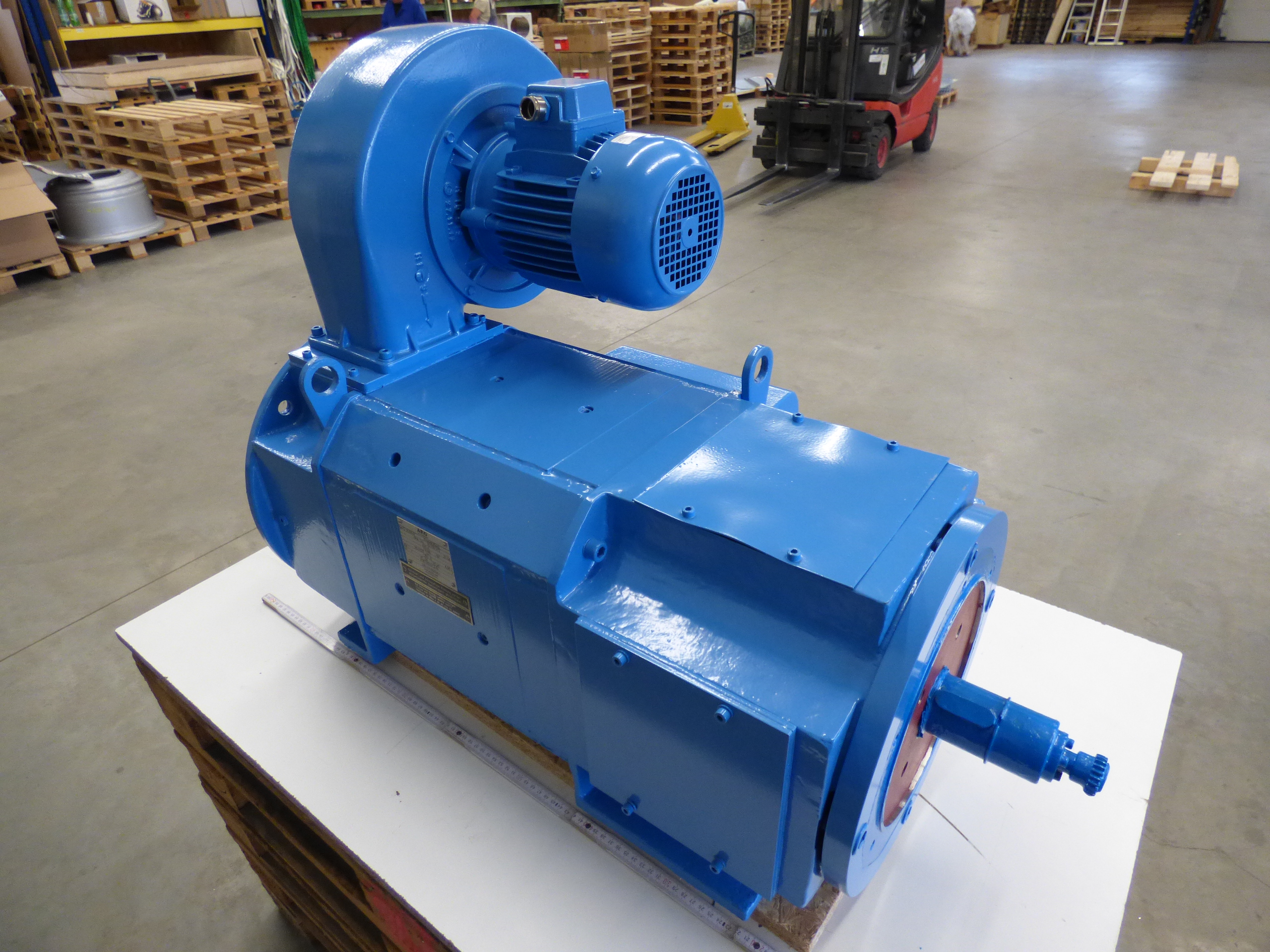 GS мотор G18.04-M 78 KW 2 0-20301 /min