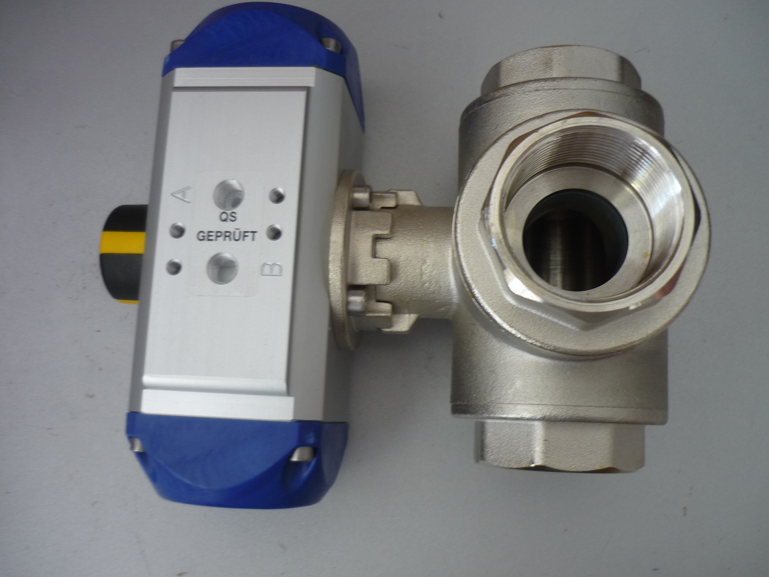 Кран шаровой 3-Ходовой G = 1 1/2 VN1114 27