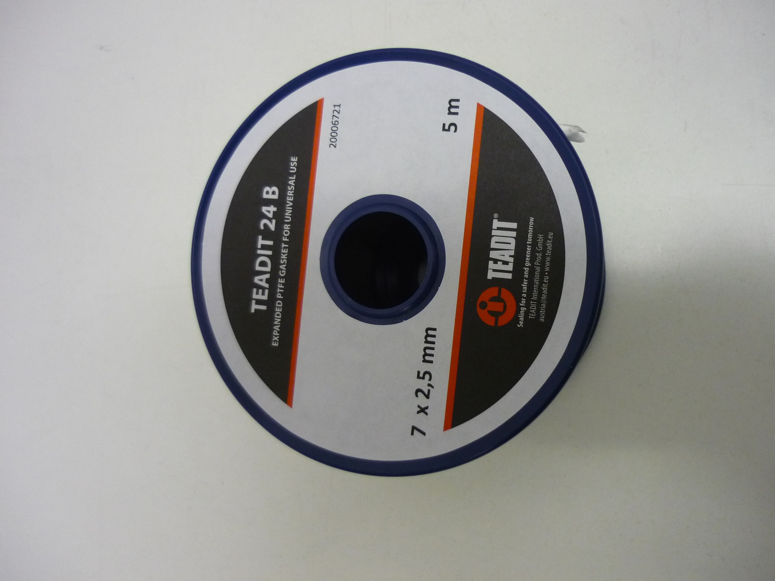 Набивка уплотнительная 7 x 2,5мм PTFE
