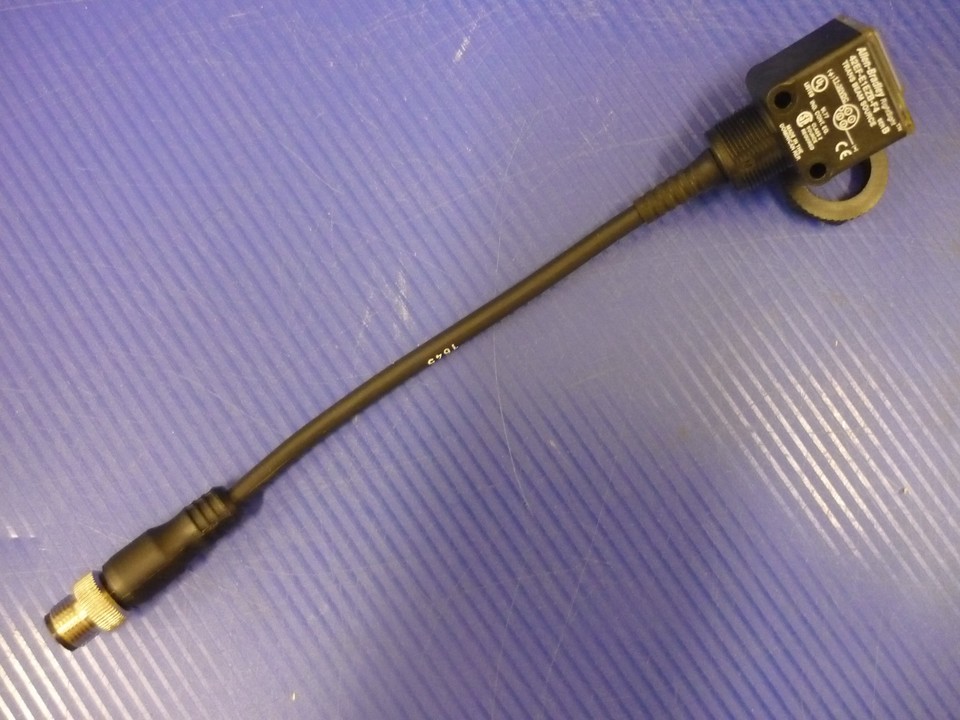 Передатчик 4-п. DC micro QD 42EF-E1EZB-F4 ALLEN BRADLEY