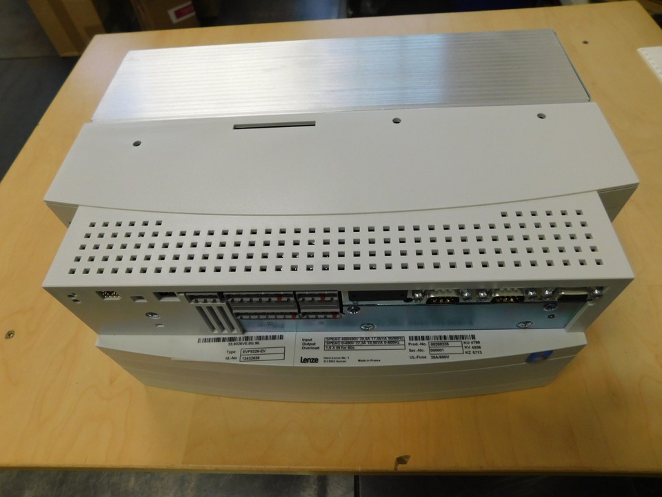 Преобразователь EVF9326-EV, 11kW, 480V, 23,5 A