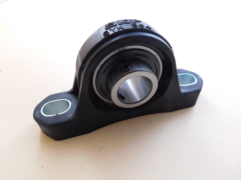 Подшипник шариковый корпусной однорядный фланцевыйквадратный корпус, крепление вала стопорными винтами 20х47х31 оригинал- SYK_20_TF SKF аналог- SYK 20 TF SKF