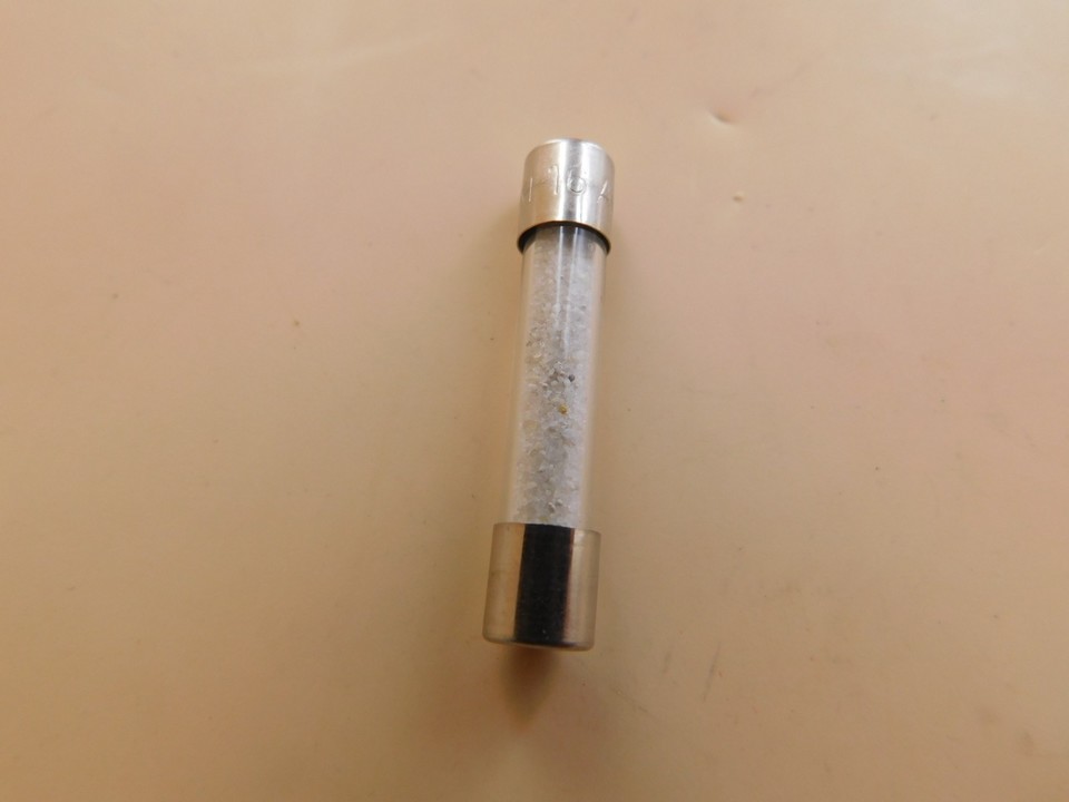 плавкая вставка 16A