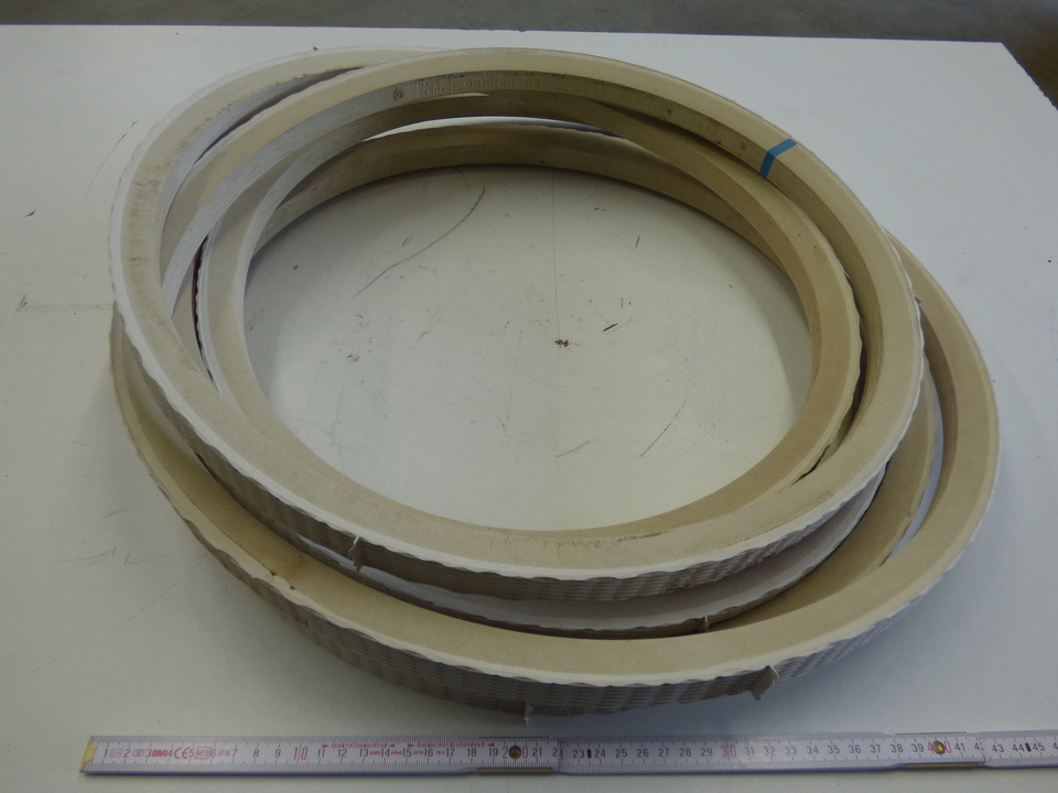 Ремень TS-4-007-03-0678 TECHNISCHER (Ремень клиновой 32х20х7280 PK2, TS-4-007-03-0678)