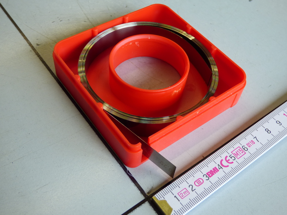 Лента стальная подкладочная / FUHLERLEHRENBAND 0.2 mm B=13 mm 5m