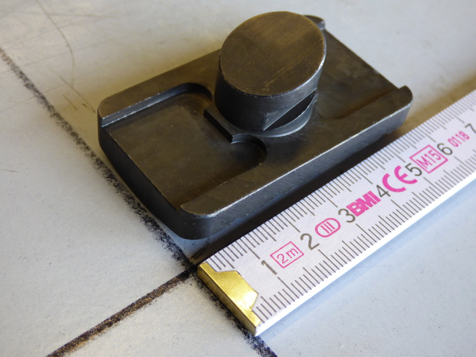 ПЛАСТИНА прижимная д/электроподёмника TOPPY