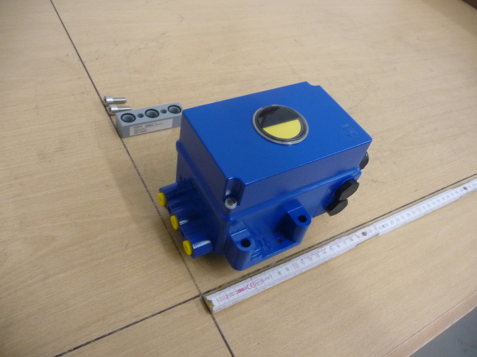 Позиционер SRI990-BIMS7EAA-Y ECKARDT