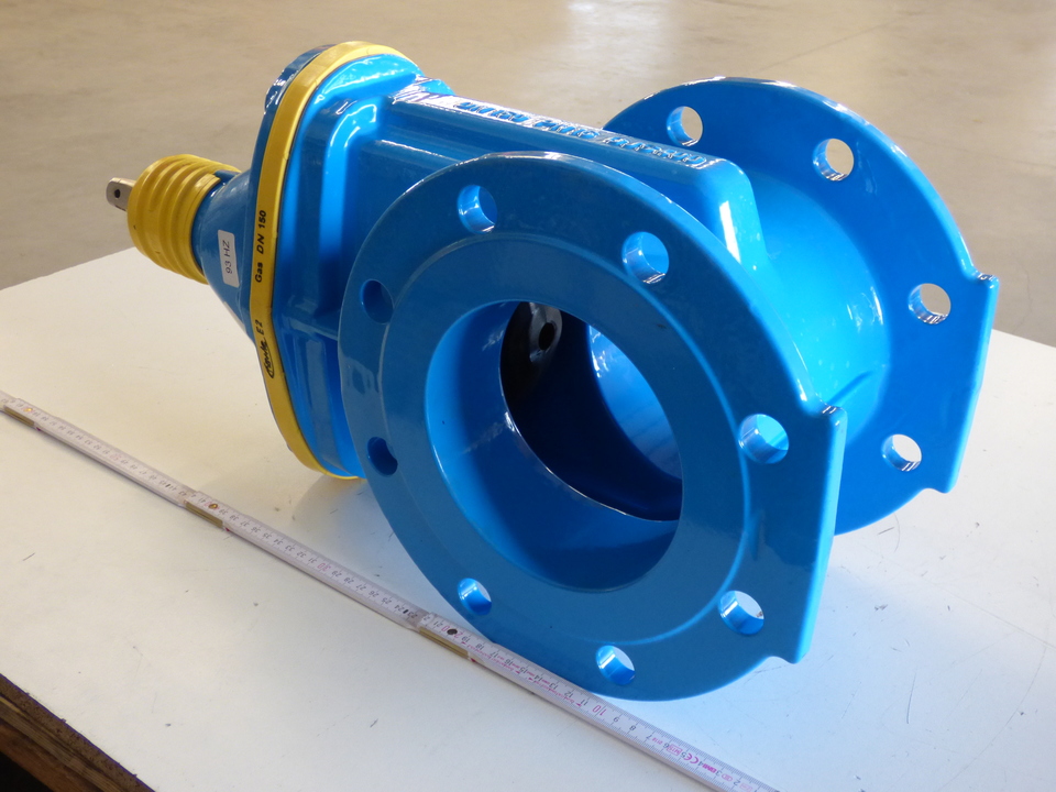 Задвижка E2 DN150 с маслостойким уплотнением Hawle