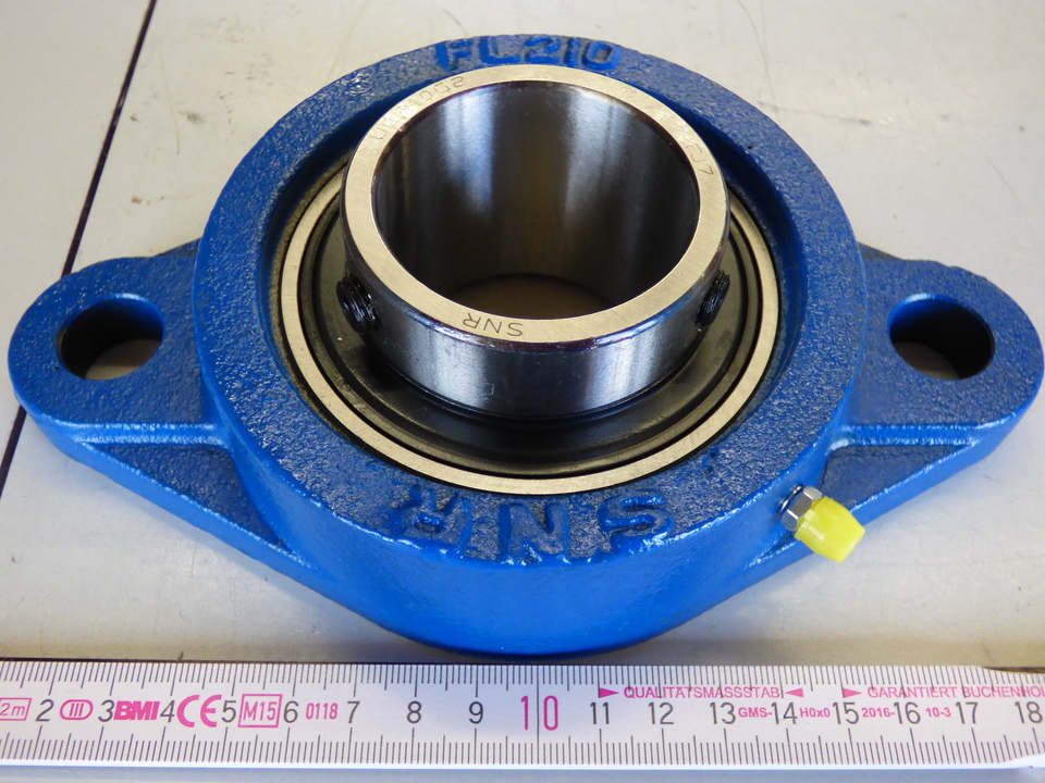Подшипник корпусный фланцевый с 2 монтажными отверстиями UCFL 210 (FL210J + UC210) NTN-SNR