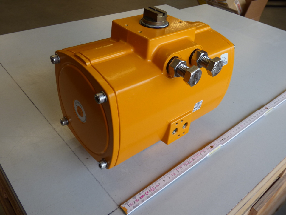 Пневмопривод для регулир. крышки DN800 7385.HYIC.2531