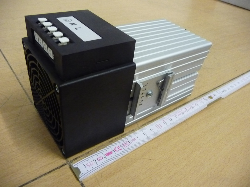 Обогреватель FLH 250 мощность обогрева: 250W, номинальное напряжение: 230V AC, макс. температура нагрева: 75° C, рабочий диапазон применения: –40… 70° C, степень защиты: IP20 17025010007 PFANNENBERG