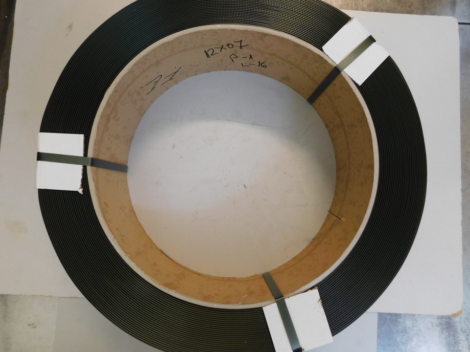 Лента упаковочная полиэстер зеленая Greentech 15,5*1,1мм 1200м/рулон