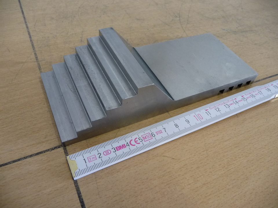 Крепление 20971 Stufenanschlag für Zerspanermesser mit Fase 31°