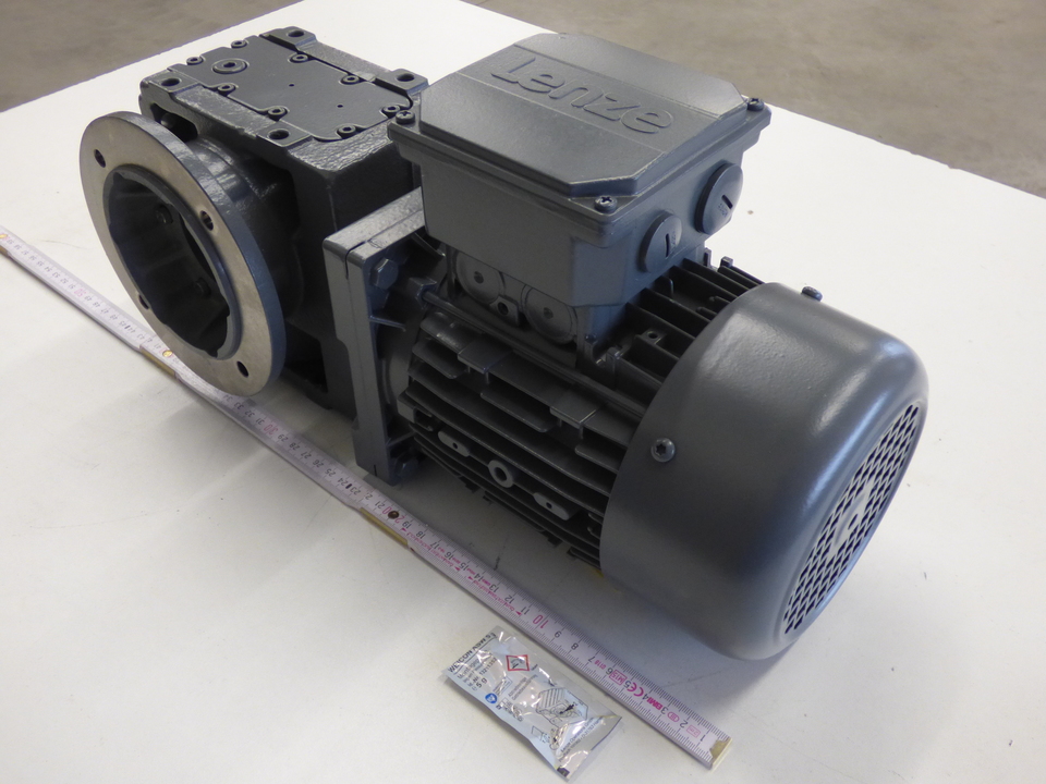 Мотор-редуктор Typ GSS04-2M HAK 080C32 Motor-Code MHEMAXX080-32C1C