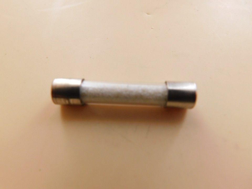 плавкая вставка 2A