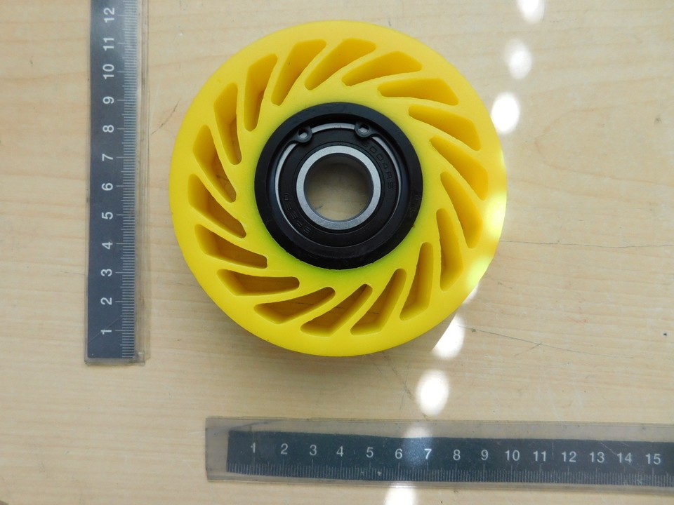 Ролик No-Crush-Roller D100/20×22 — 63 Sh red