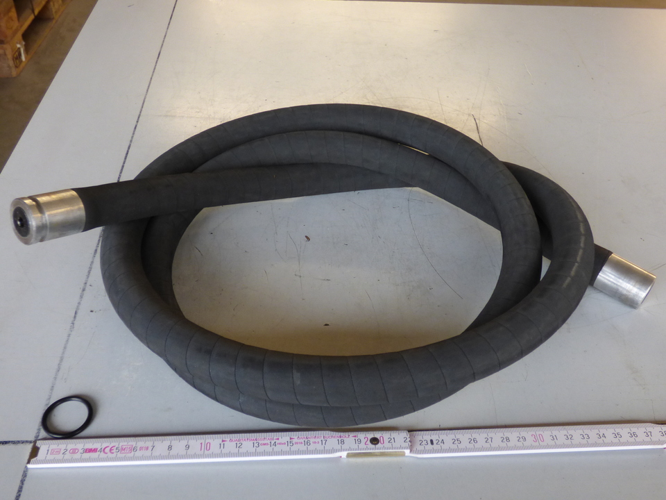 Центральный шланг Zentralschlauch D=76 mm für Spannachse WB=2200 mm